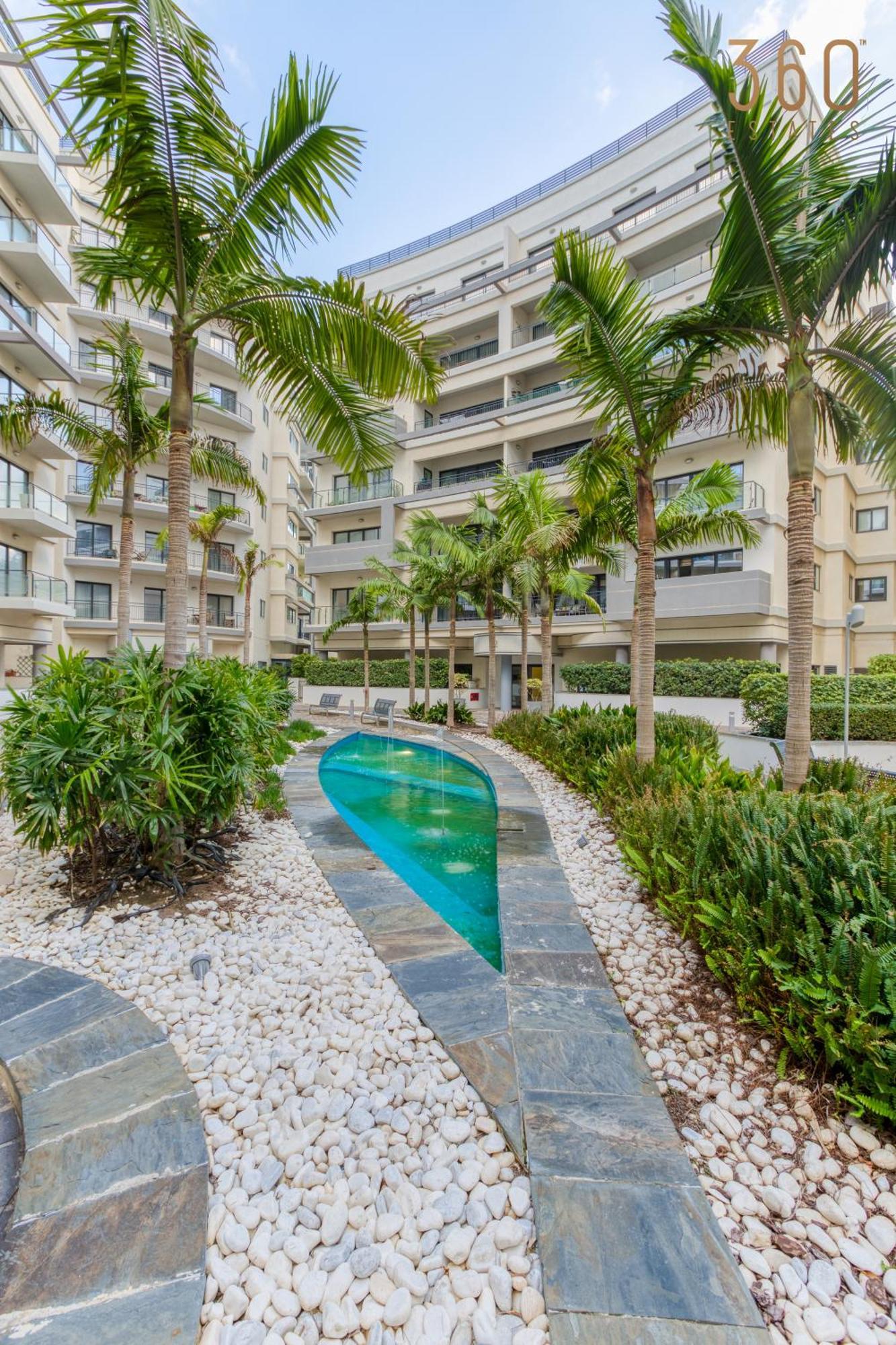 Appartement Designer, Luxurious 3br In Pender Gardens By 360 Estates *