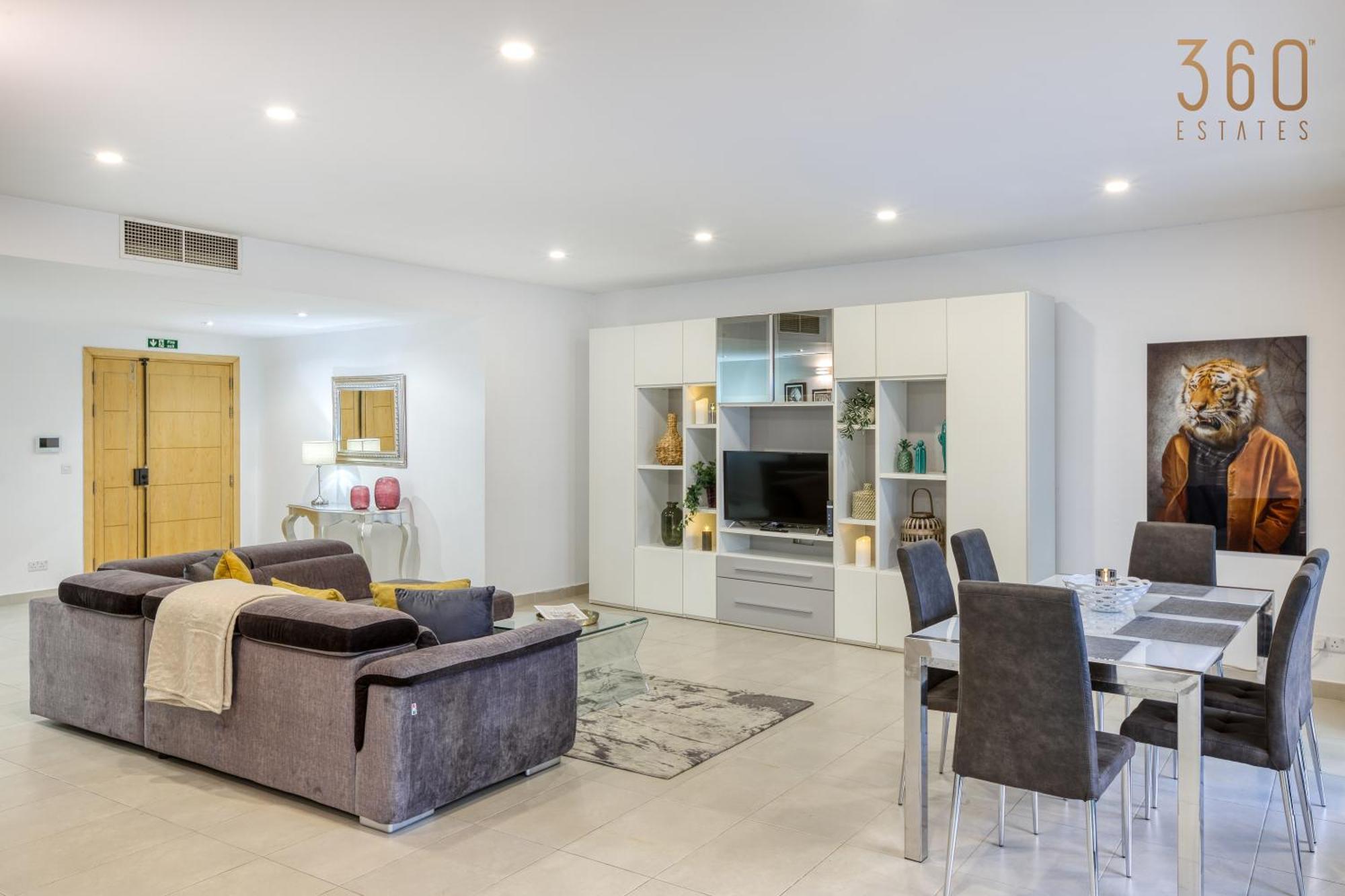 Appartement Designer, Luxurious 3br In Pender Gardens By 360 Estates