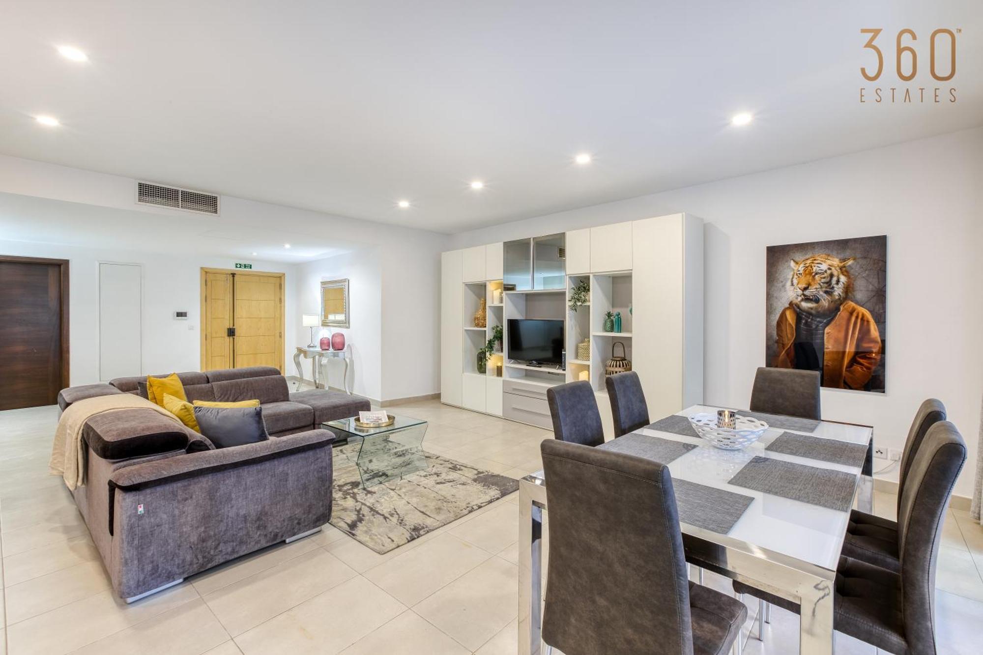 Appartement Designer, Luxurious 3br In Pender Gardens By 360 Estates *
