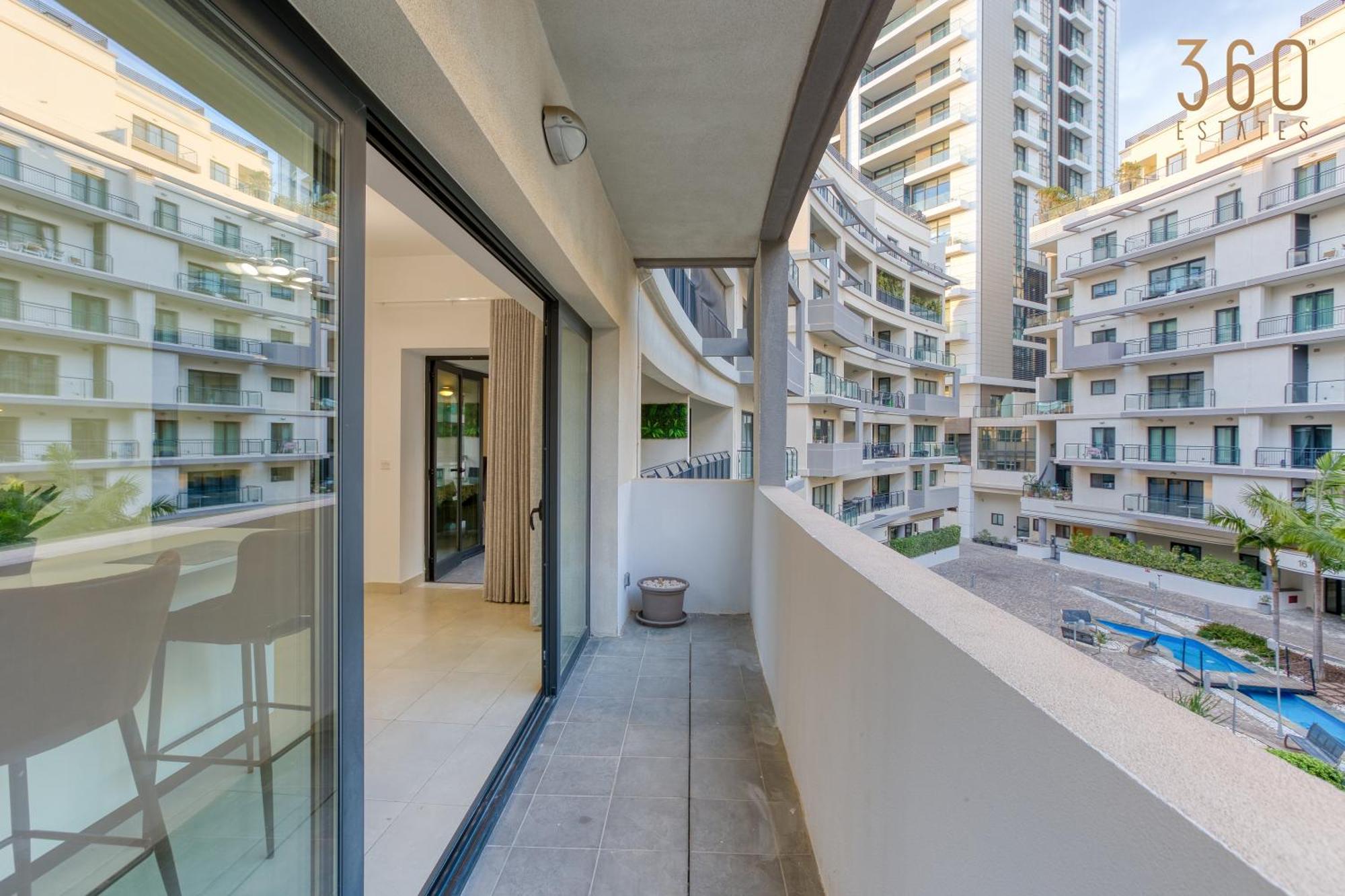 Designer, Luxurious 3br In Pender Gardens By 360 Estates San Ġiljan